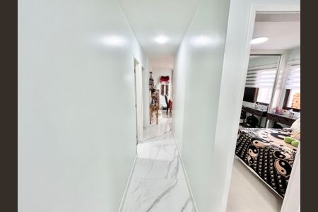 Apartamento à venda com 120m², 3 quartos e 3 vagas Apartamento à venda com 120m², 3 quartos e 3 vagasCorredor