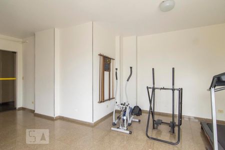 Apartamento à venda com 120m², 3 quartos e 3 vagas Apartamento à venda com 120m², 3 quartos e 3 vagasAcademia