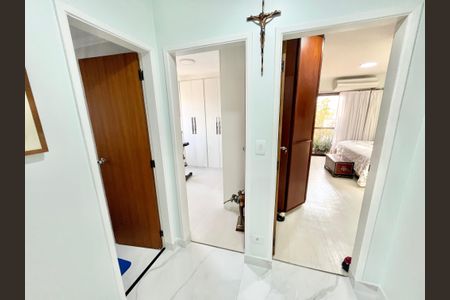 Apartamento à venda com 120m², 3 quartos e 3 vagas Apartamento à venda com 120m², 3 quartos e 3 vagasCopa