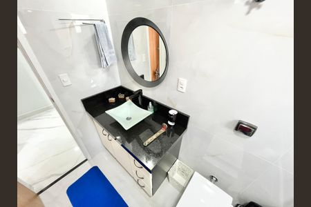 Apartamento à venda com 120m², 3 quartos e 3 vagas Apartamento à venda com 120m², 3 quartos e 3 vagasBanheiro
