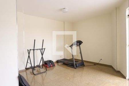 Apartamento à venda com 120m², 3 quartos e 3 vagas Apartamento à venda com 120m², 3 quartos e 3 vagasAcademia