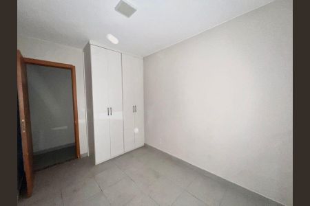 Quarto 1 de apartamento para alugar com 1 quarto, 38m² em Planalto, Belo Horizonte