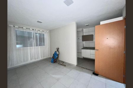 Apartamento para alugar com 38m², 1 quarto e 1 vagaSala