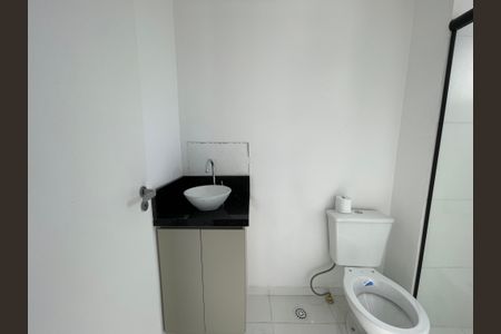 Apartamento para alugar com 36m², 2 quartos e sem vagaBanheiro