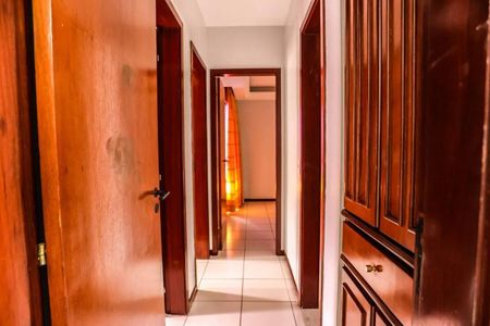 Apartamento para alugar com 100m², 3 quartos e 1 vagaCorredor