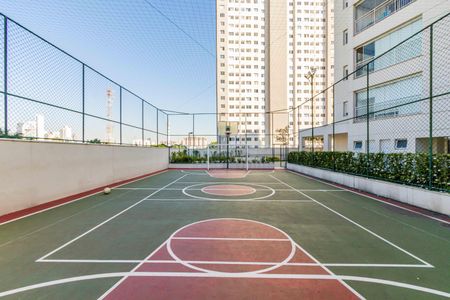 Apartamento à venda com 83m², 2 quartos e 2 vagasÁrea comum - Quadra