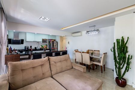 Apartamento à venda com 83m², 2 quartos e 2 vagasSala