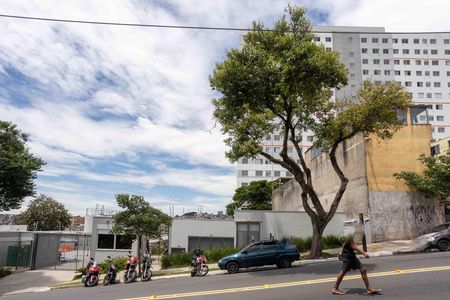 Apartamento à venda com 37m², 2 quartos e 1 vagaFachado do condomínio
