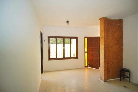 Sala 1 de casa à venda com 2 quartos, 140m² em Chácara das Pedras, Porto Alegre