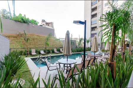 Apartamento para alugar com 34m², 2 quartos e sem vagaÁrea comum - Piscina