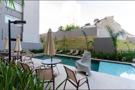Apartamento para alugar com 34m², 2 quartos e sem vagaÁrea comum - Piscina