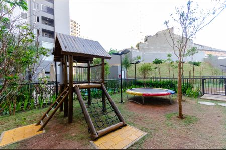 Apartamento para alugar com 34m², 2 quartos e sem vagaÁrea comum - Playground