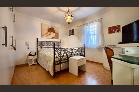 Casa à venda com 3 quartos, 230m² em Brooklin, São Paulo