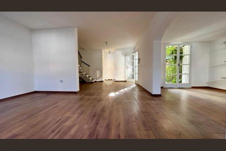 Casa à venda com 177m², 3 quartos e 3 vagas