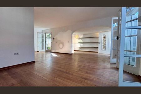 Casa à venda com 3 quartos, 177m² em Santo Amaro, São Paulo
