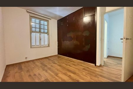 Casa à venda com 3 quartos, 177m² em Santo Amaro, São Paulo