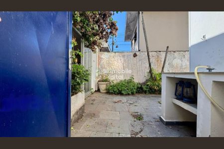 Casa à venda com 177m², 3 quartos e 3 vagas