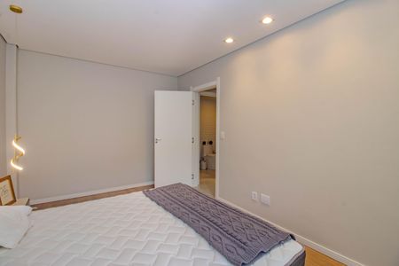 Quarto 2 de apartamento à venda com 2 quartos, 72m² em Auxiliadora, Porto Alegre