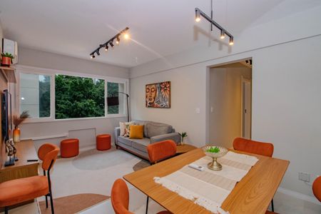 Sala de apartamento à venda com 2 quartos, 72m² em Auxiliadora, Porto Alegre