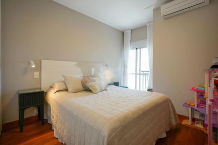 Apartamento à venda com 178m², 4 quartos e 3 vagas