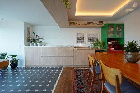 Apartamento à venda com 178m², 4 quartos e 3 vagas
