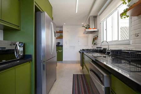 Apartamento à venda com 178m², 4 quartos e 3 vagas