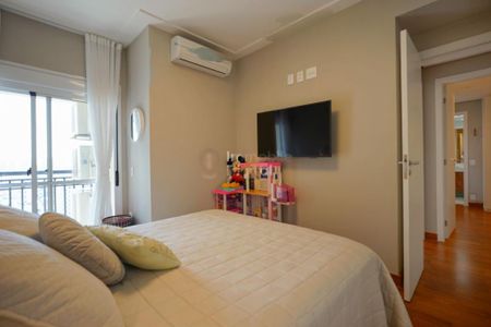 Apartamento à venda com 178m², 4 quartos e 3 vagas