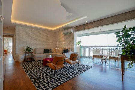 Apartamento à venda com 178m², 4 quartos e 3 vagas