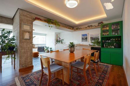 Apartamento à venda com 178m², 4 quartos e 3 vagas