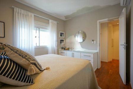 Apartamento à venda com 178m², 4 quartos e 3 vagas