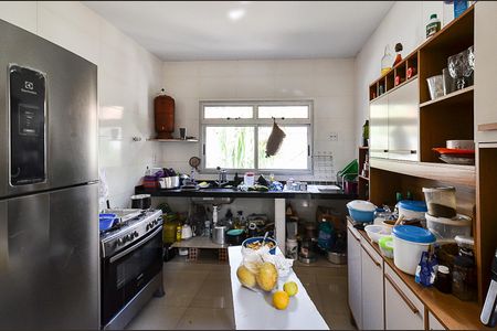 Casa à venda com 190m², 2 quartos e 2 vagasCozinha