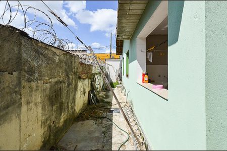 Casa à venda com 190m², 2 quartos e 2 vagasÁrea externa