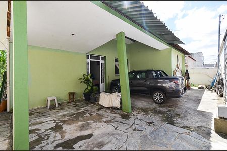 Casa à venda com 190m², 2 quartos e 2 vagasGaragem