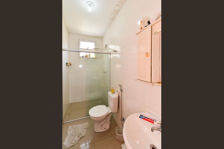 Casa à venda com 190m², 2 quartos e 2 vagasBanheiro