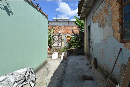 Casa à venda com 190m², 2 quartos e 2 vagasÁrea externa