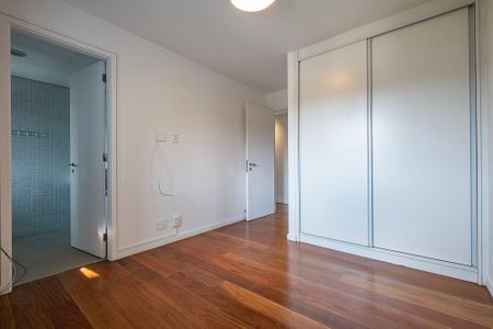 Apartamento à venda com 169m², 3 quartos e 3 vagasSuíte 2