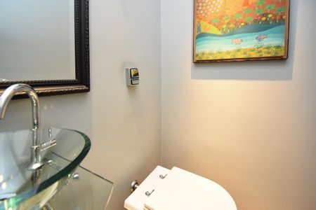 Apartamento à venda com 196m², 3 quartos e 3 vagaslavabo