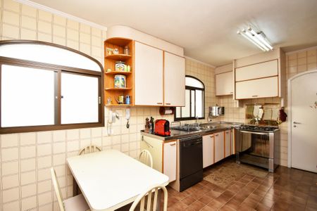 Apartamento à venda com 196m², 3 quartos e 3 vagascozinha