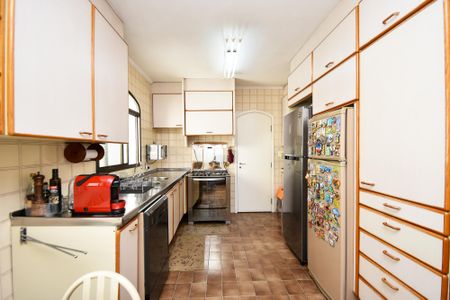 Apartamento à venda com 196m², 3 quartos e 3 vagascozinha