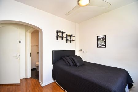 Apartamento à venda com 196m², 3 quartos e 3 vagassuite 2