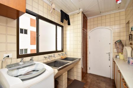 Apartamento à venda com 196m², 3 quartos e 3 vagaslavanderia