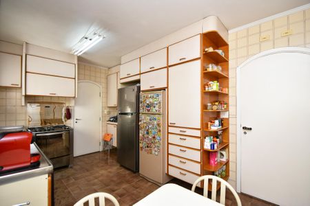 Apartamento à venda com 196m², 3 quartos e 3 vagascozinha