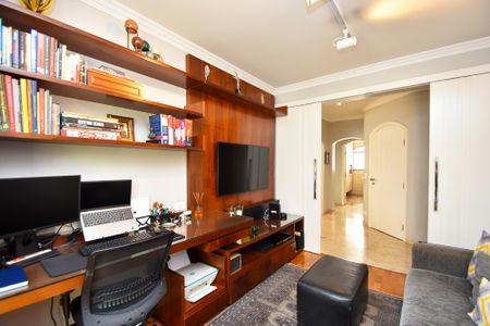 Apartamento à venda com 196m², 3 quartos e 3 vagassala de tv