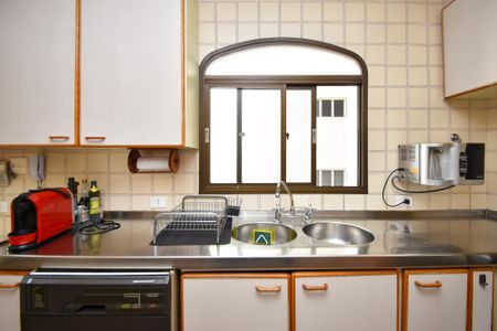 Apartamento à venda com 196m², 3 quartos e 3 vagascozinha