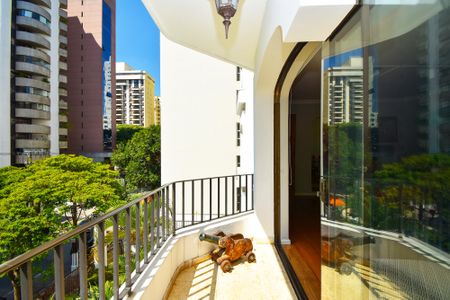 Apartamento à venda com 196m², 3 quartos e 3 vagasvaranda Sala de estar
