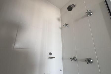 Apartamento à venda com 117m², 2 quartos e 2 vagasBanheiro