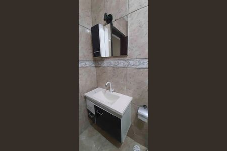 Casa à venda com 153m², 3 quartos e 4 vagas