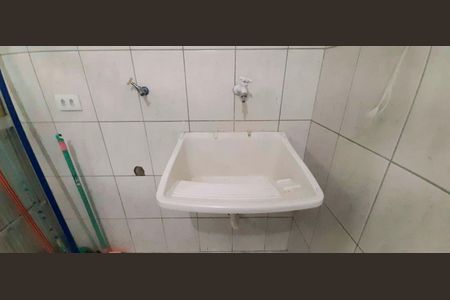 Casa à venda com 153m², 3 quartos e 4 vagas