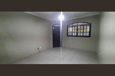 Casa à venda com 153m², 3 quartos e 4 vagas