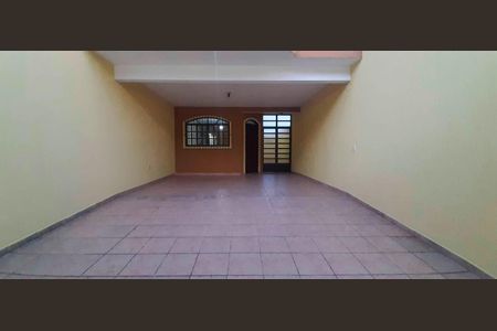 Casa à venda com 153m², 3 quartos e 4 vagas